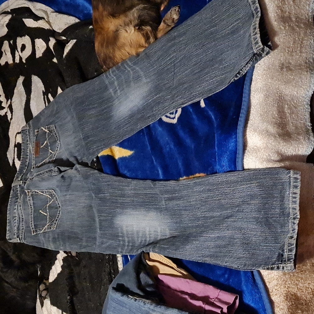 Jeans - Picture 1 of 2